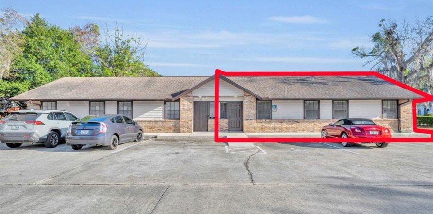 Commercial property in Maitland, Florida 205.13 sq.m. № 2098469