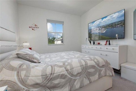 Снять в аренду таунхаус в Хомстед, Флорида 4 спальни, № 2048620 - фото 10