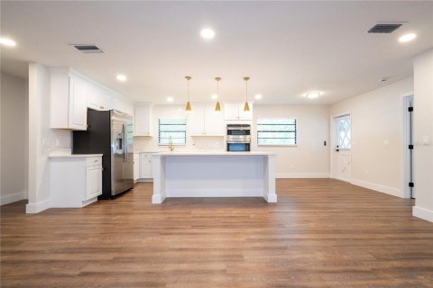 Casa en venta en Orlando, Florida, 3 dormitorios, 167.78 m2 № 1354674 - foto 25