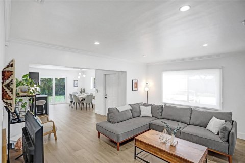 Villa ou maison à louer à Oakland Park, Floride: 3 chambres, 133.13 m2 № 2033788 - photo 8