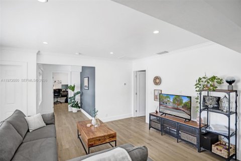 Villa ou maison à louer à Oakland Park, Floride: 3 chambres, 133.13 m2 № 2033788 - photo 10