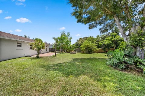 Casa en venta en Royal Palm Beach, Florida, 3 dormitorios, 116.31 m2 № 2266227 - foto 25