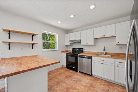Casa en venta en Royal Palm Beach, Florida, 3 dormitorios, 116.31 m2 № 2266227 - foto 13