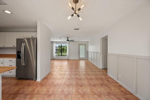 Casa en venta en Royal Palm Beach, Florida, 3 dormitorios, 116.31 m2 № 2266227 - foto 4