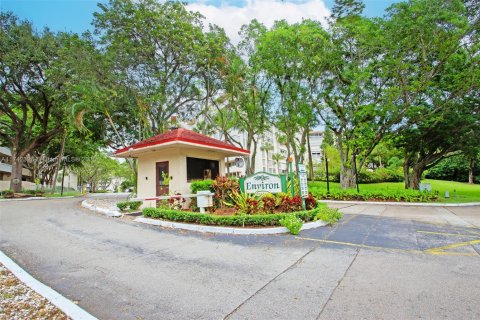 Condominio en venta en Lauderhill, Florida, 2 dormitorios, 107.77 m2 № 1691491 - foto 30