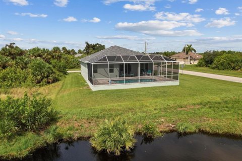 House in Rotonda, Florida 3 bedrooms, 150.97 sq.m. № 1894287 - photo 25