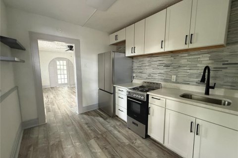 Apartment in Winter Haven, Florida 1 bedroom, 54.35 sq.m. № 2394215 - photo 8