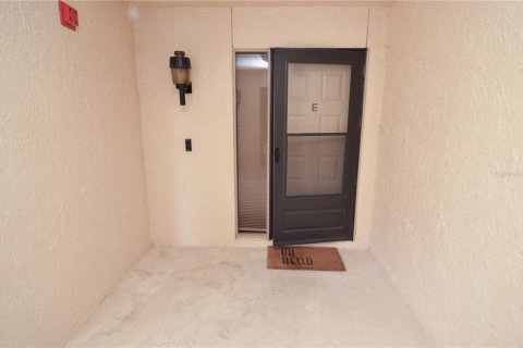 Condominio en alquiler en Tampa, Florida, 3 dormitorios, 154.96 m2 № 1876931 - foto 5