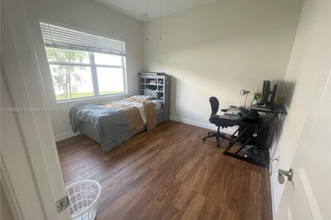 Купить виллу или дом в Уэстлейк, Флорида 4 спальни, 214.14м2, № 2019075 - фото 24