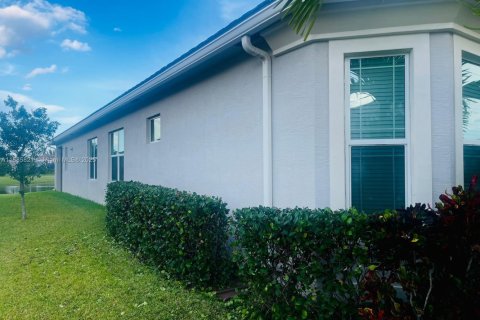 Купить виллу или дом в Уэстлейк, Флорида 4 спальни, 214.14м2, № 2019075 - фото 7