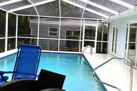 House in Citrus Springs, Florida 3 bedrooms, 161.84 sq.m. № 2411711 - photo 23