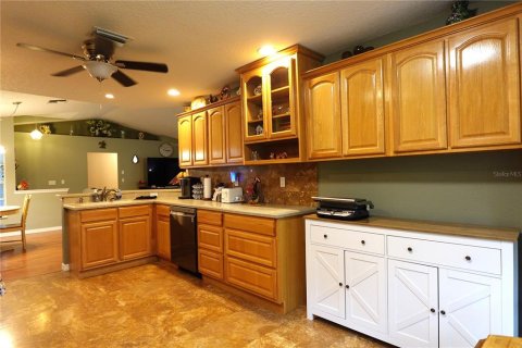 House in Citrus Springs, Florida 3 bedrooms, 161.84 sq.m. № 2411711 - photo 28