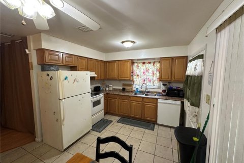 House in Ocala, Florida 3 bedrooms, 113.34 sq.m. № 1847449 - photo 11