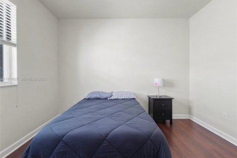 Купить виллу или дом в Хомстед, Флорида 4 спальни, 224.82м2, № 2046119 - фото 28