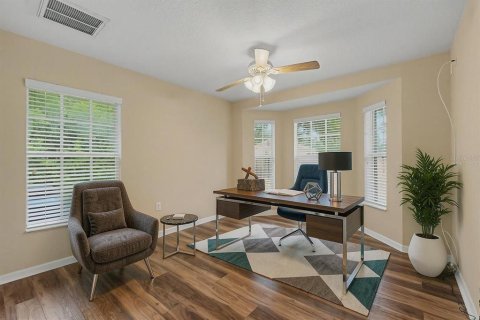 House in Dover, Florida 3 bedrooms, 172.8 sq.m. № 2258198 - photo 23