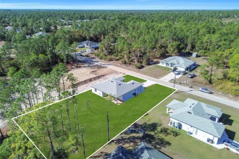 Купить виллу или дом в Лихай-Эйкерс, Флорида 4 спальни, № 2033560 - фото 18