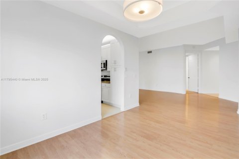 Condo in Tamarac, Florida, 2 bedrooms  № 1738465 - photo 21