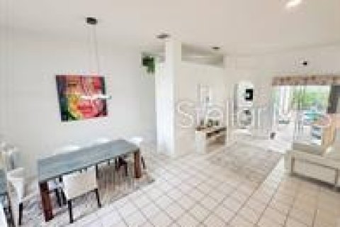 Casa en alquiler en Davenport, Florida, 4 dormitorios, 183.2 m2 № 1869764 - foto 5