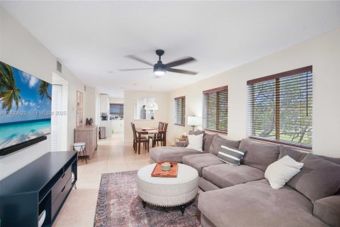 Condominio en alquiler en Davie, Florida, 2 dormitorios, 93.37 m2 № 1991260 - foto 5