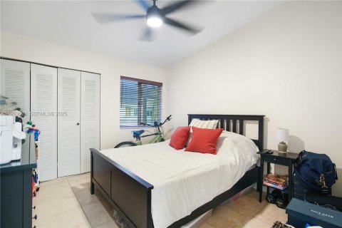 Condominio en alquiler en Davie, Florida, 2 dormitorios, 93.37 m2 № 1991260 - foto 15