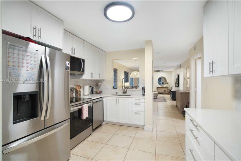 Condominio en alquiler en Davie, Florida, 2 dormitorios, 93.37 m2 № 1991260 - foto 11