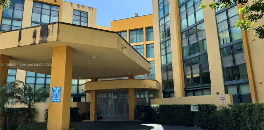 Condo à Miami, Floride, 1 chambre № 1964231