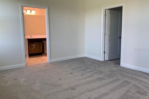 Casa en alquiler en Orlando, Florida, 4 dormitorios, 193.42 m2 № 1894556 - foto 16