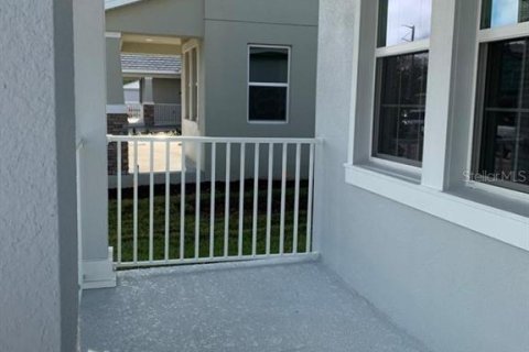 Casa en alquiler en Orlando, Florida, 4 dormitorios, 193.42 m2 № 1894556 - foto 3