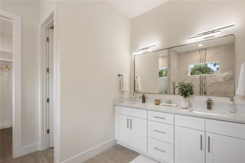 House in Orlando, Florida 5 bedrooms, 286.23 sq.m. № 1407392 - photo 21