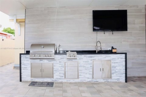 Купить виллу или дом в Хайалиа, Флорида 3 спальни, 141.3м2, № 1958108 - фото 5