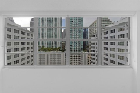 Купить кондоминиум в Майами, Флорида 53.88м2, № 1942026 - фото 12