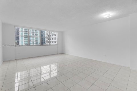 Condominio en venta en Miami, Florida, 53.88 m2 № 1942026 - foto 10