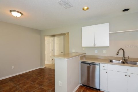 Villa ou maison à louer à Lutz, Floride: 4 chambres, 139.63 m2 № 1835410 - photo 6