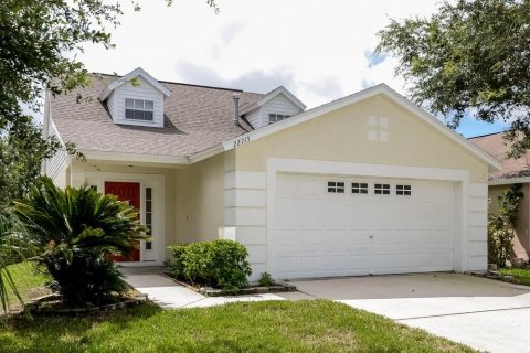 Villa ou maison à louer à Lutz, Floride: 4 chambres, 139.63 m2 № 1835410 - photo 2