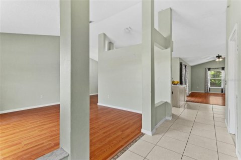 Casa en venta en Deltona, Florida, 3 dormitorios, 158.58 m2 № 1749365 - foto 5