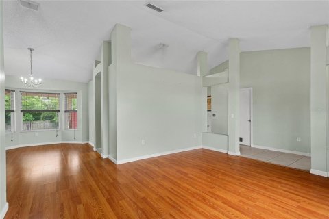 Casa en venta en Deltona, Florida, 3 dormitorios, 158.58 m2 № 1749365 - foto 8
