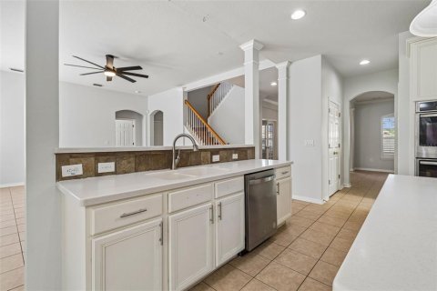 Villa ou maison à vendre à Odessa, Floride: 4 chambres, 287.81 m2 № 2299368 - photo 18