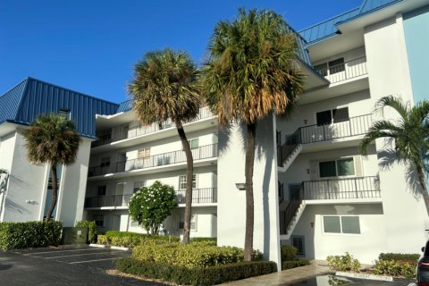 Condo à Riviera Beach, Floride, 1 chambre № 2370565