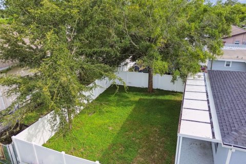 Villa ou maison à louer à Tampa, Floride: 2 chambres, 83.61 m2 № 1917172 - photo 17