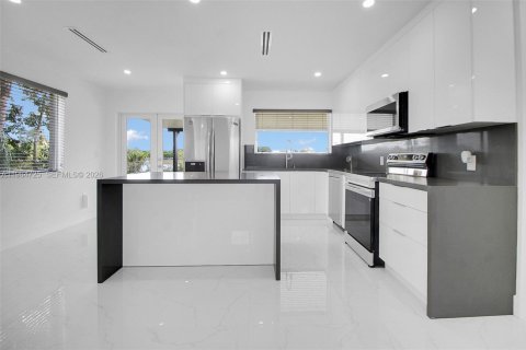 Casa en venta en Homestead, Florida, 3 dormitorios, 100.33 m2 № 2045851 - foto 12