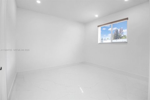 Casa en venta en Homestead, Florida, 3 dormitorios, 100.33 m2 № 2045851 - foto 17