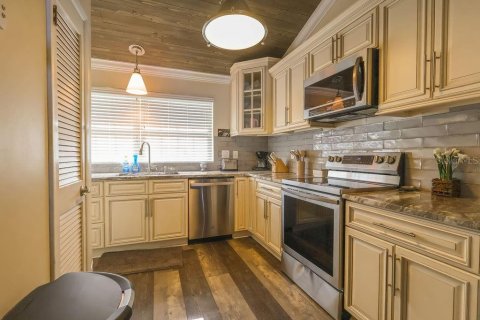 Condominio en venta en Summerfield, Florida, 2 dormitorios, 102.1 m2 № 1546090 - foto 3