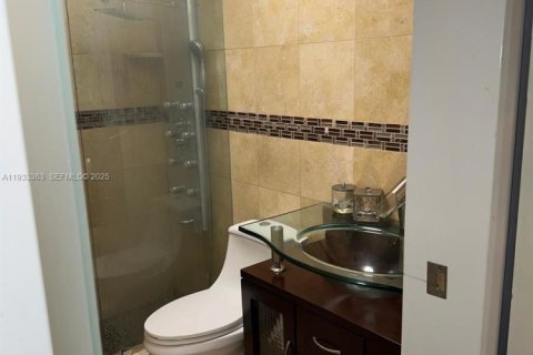 House in Miami, Florida 3 bedrooms, 101.45 sq.m. № 1991093 - photo 4