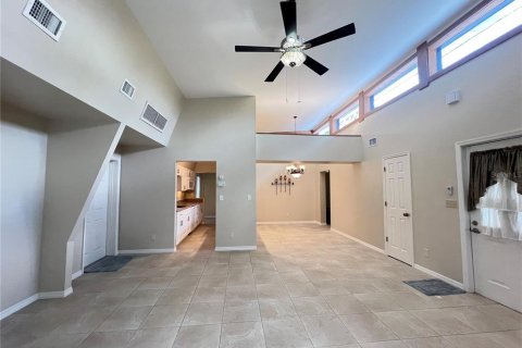 House in Punta Gorda, Florida 3 bedrooms, 130.62 sq.m. № 1907842 - photo 8