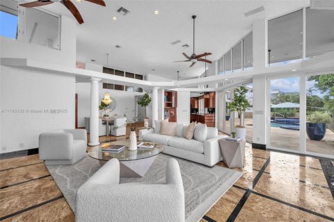 Villa ou maison à vendre à Fort Lauderdale, Floride: 4 chambres, 400.04 m2 № 1671470 - photo 14