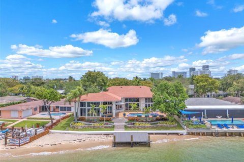 Villa ou maison à vendre à Fort Lauderdale, Floride: 4 chambres, 400.04 m2 № 1671470 - photo 3