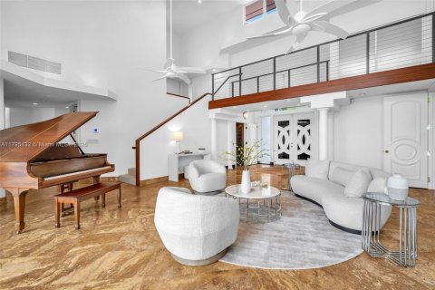 Villa ou maison à vendre à Fort Lauderdale, Floride: 4 chambres, 400.04 m2 № 1671470 - photo 9