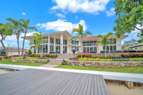 Villa ou maison à vendre à Fort Lauderdale, Floride: 4 chambres, 400.04 m2 № 1671470 - photo 2