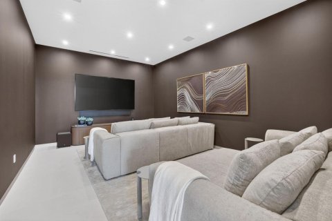 Купить виллу или дом в Форт-Лодердейл, Флорида 5 комнат, 752.88м2, № 2190206 - фото 12
