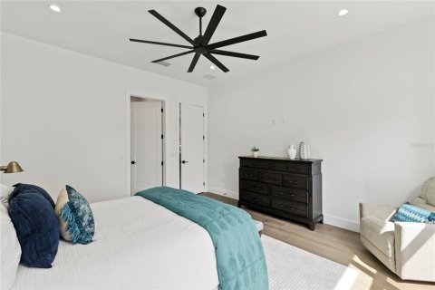 Casa en venta en Orlando, Florida, 5 dormitorios, 302.95 m2 № 1909960 - foto 28